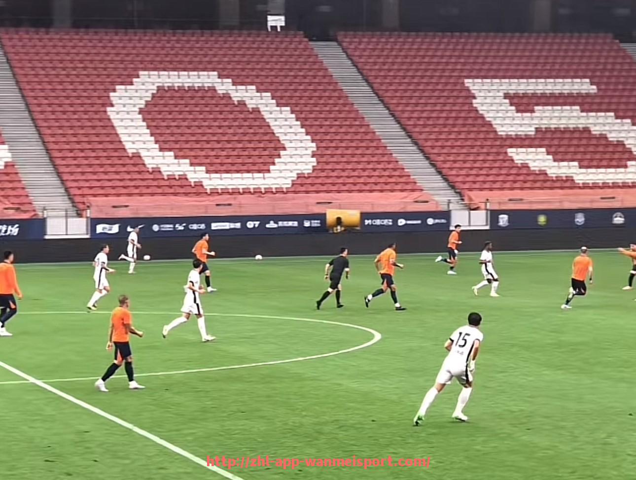 完美体育官方入口-球队核心球员与德甲顶级大脑球员的对比